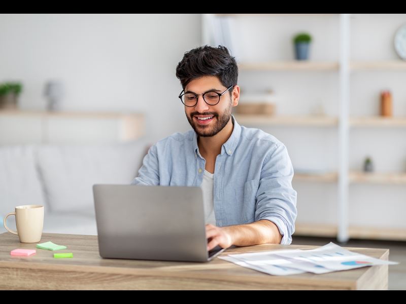 Shutterstock 2055846701